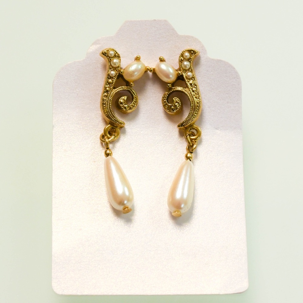 Delicate Gold Earrings with Pearl Drop - Picture 1 of 5